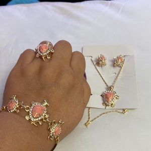 Set ,4 parts,turtle pink, Stainless Steel with gold bath 18 k